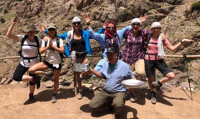 Group picture hiking morocco